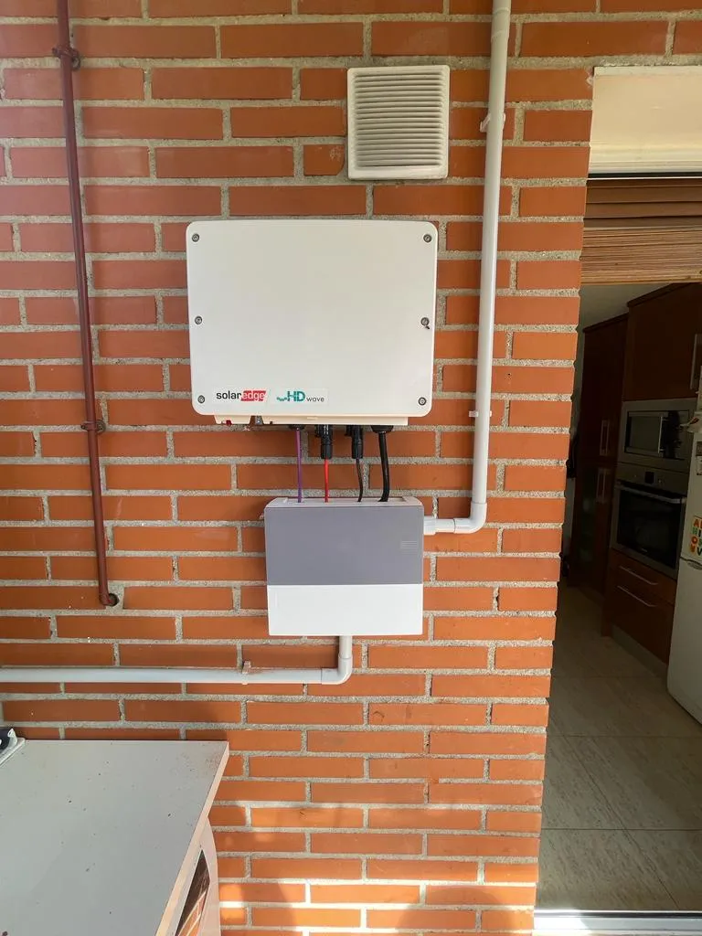Placas solares en vivienda unifamiliar